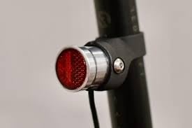 Sinewave Taillight rear dynamo light - Image 3